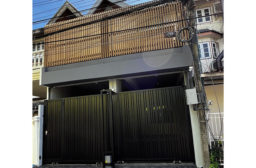 Townhouse for rent in Srinakarin